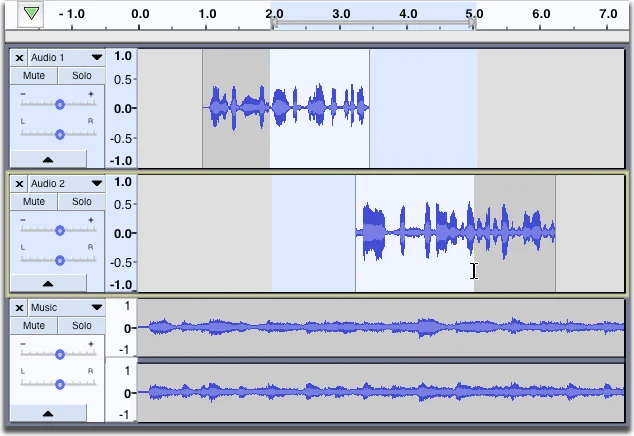 Ejemplo oficial de Audacity con un fragmento seleccionado en la regla de segundos y varias pistas de audio para delimitar una versión corta.